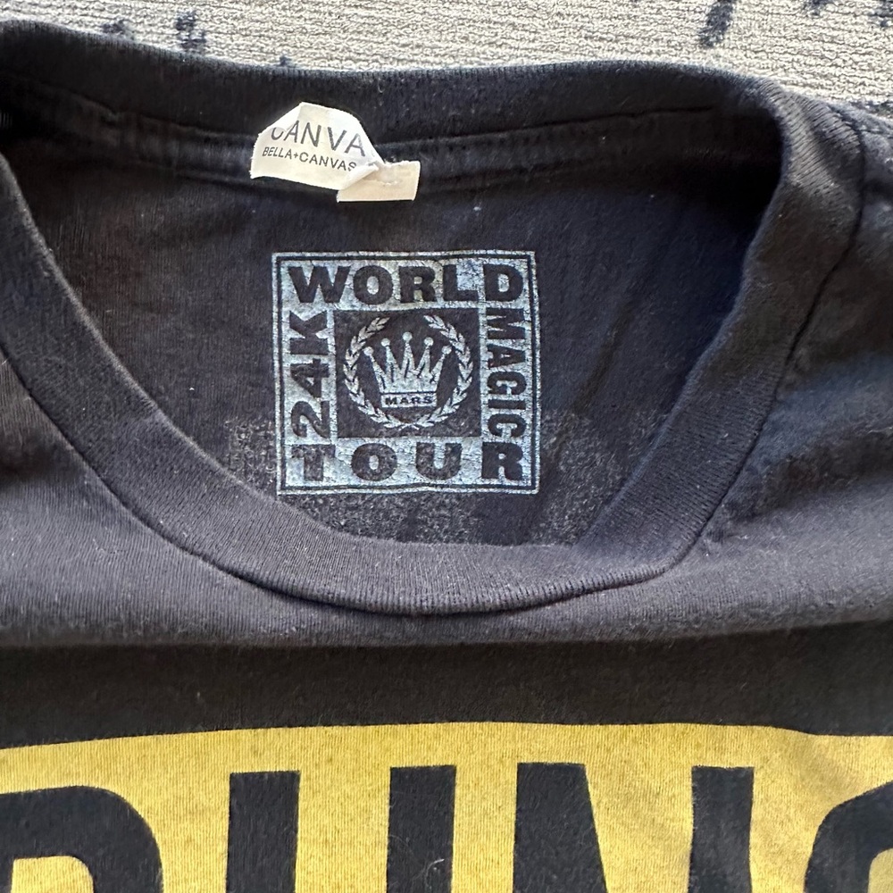 2017 Bruno Mars 24K Magic World Tour Tee - Picture 3 of 5